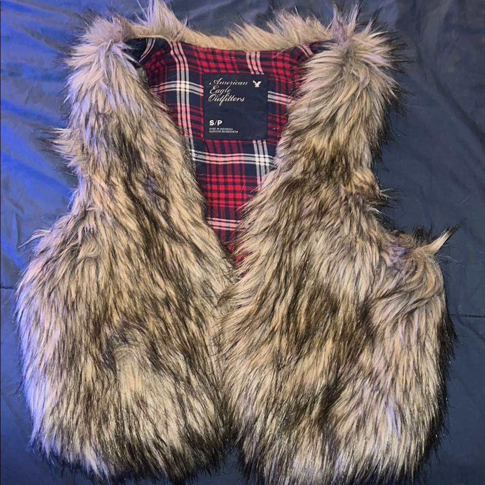 American Eagle Faux Fur Vest